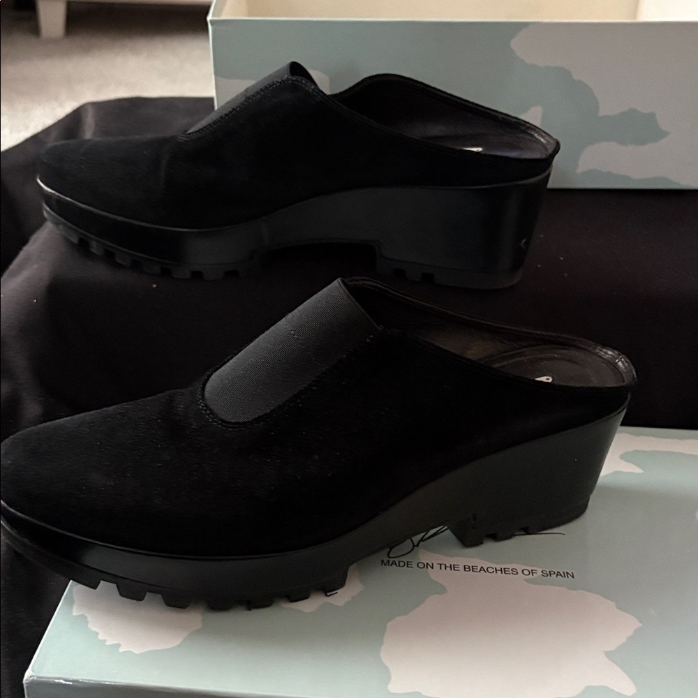Elegant Black Women's Shoes